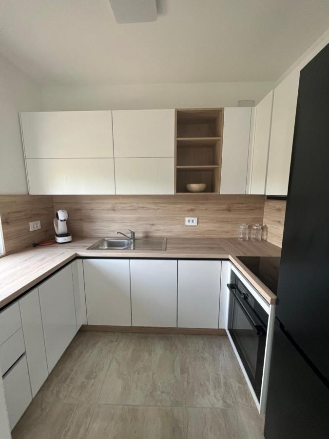 ברטוניגלה Modern Home Ula מראה חיצוני תמונה