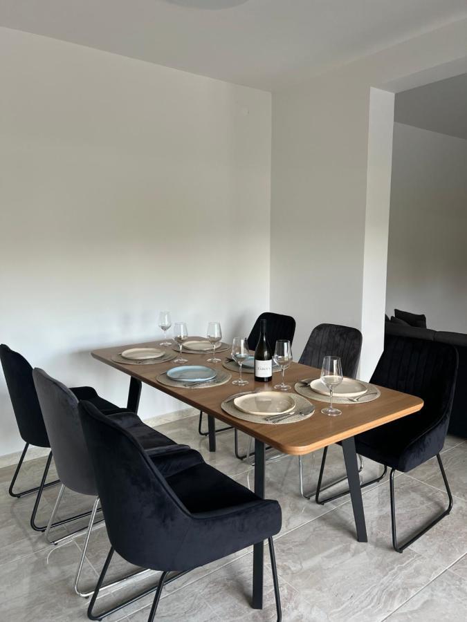 ברטוניגלה Modern Home Ula מראה חיצוני תמונה