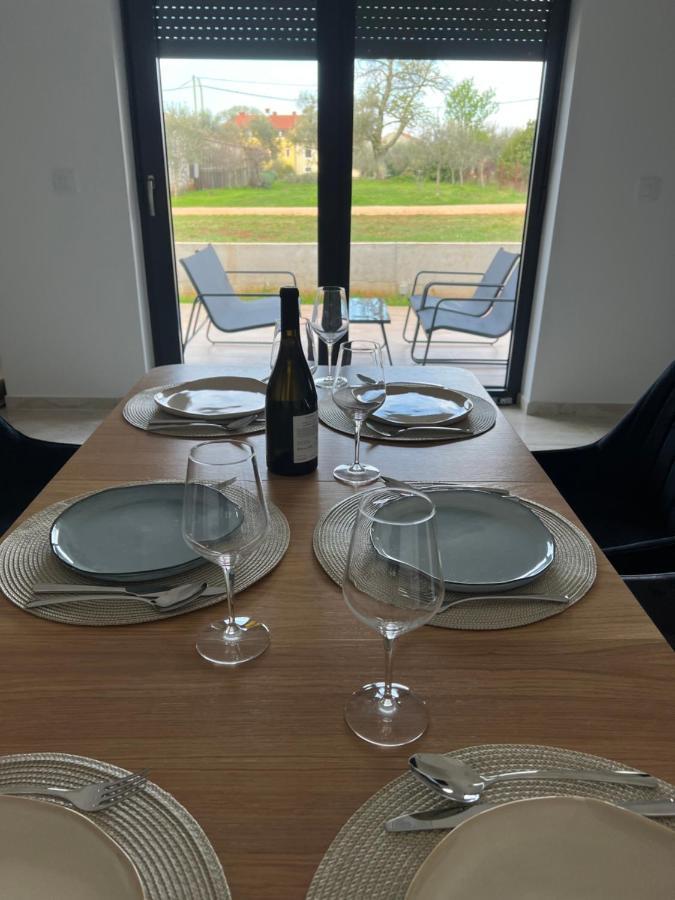 ברטוניגלה Modern Home Ula מראה חיצוני תמונה